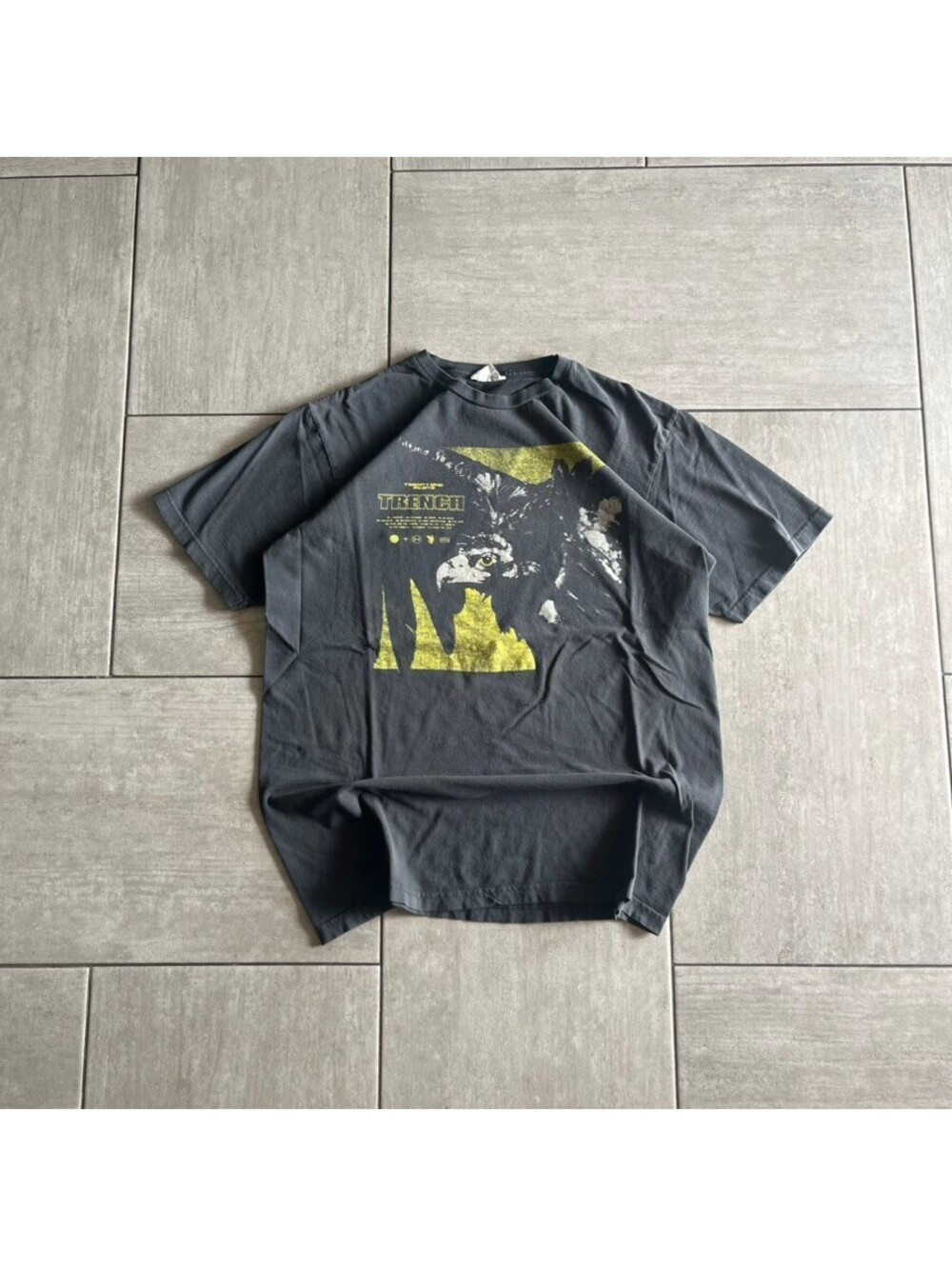Bay Island Black Graphic Eagle T-Shirt Size M Casual Wear